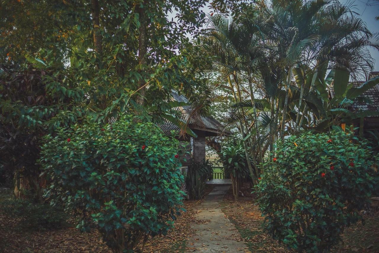 Kalm Pai Hotel Exterior photo